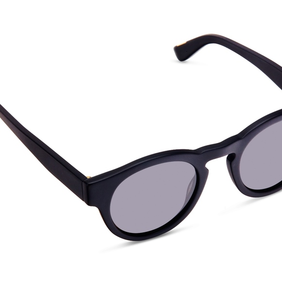Sunglasses Unisex Matte Black - Picture 2 of 8